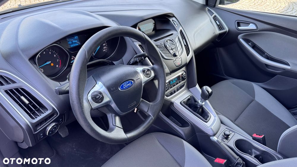 Ford Focus 1.0 EcoBoost Start-Stopp-System SYNC Edition - 25