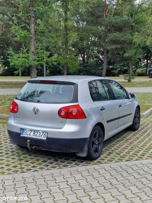 Volkswagen Golf V 1.6 Comfortline - 3