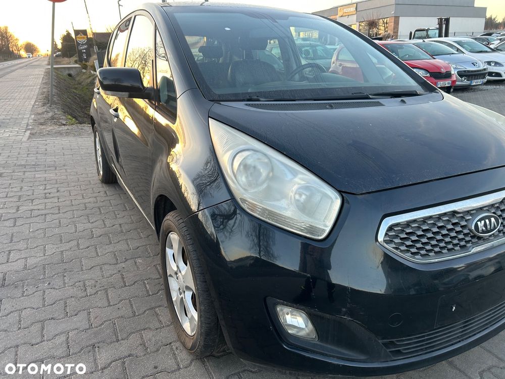 Kia Venga - 39