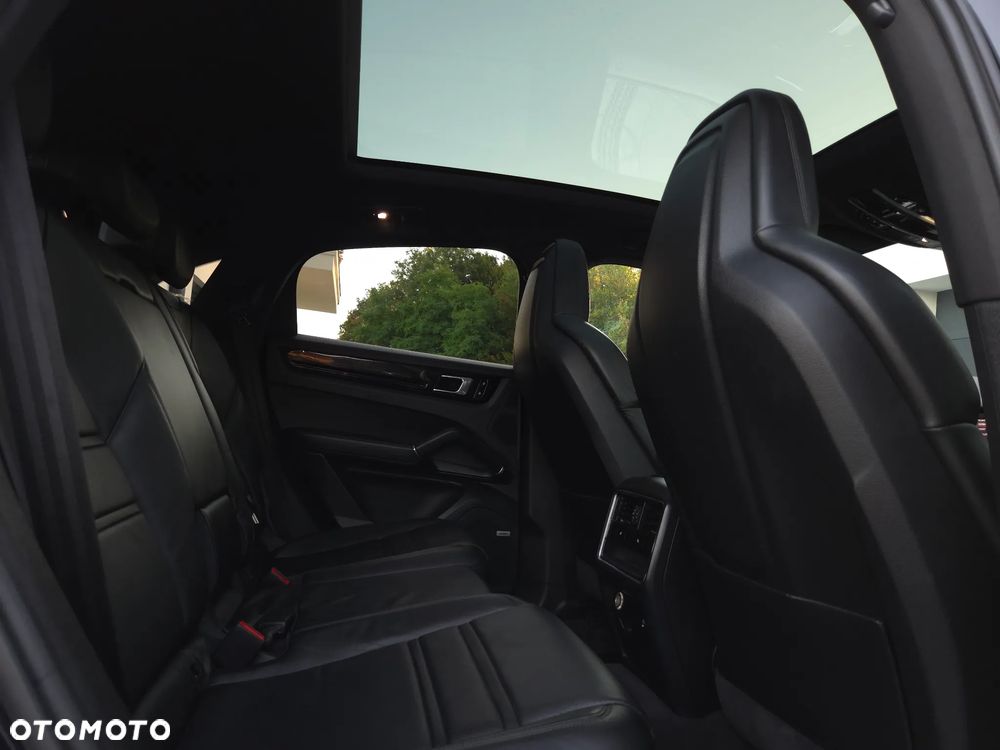 Porsche Cayenne S Tiptronic S - 26