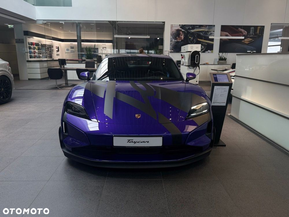 Porsche Taycan - 2