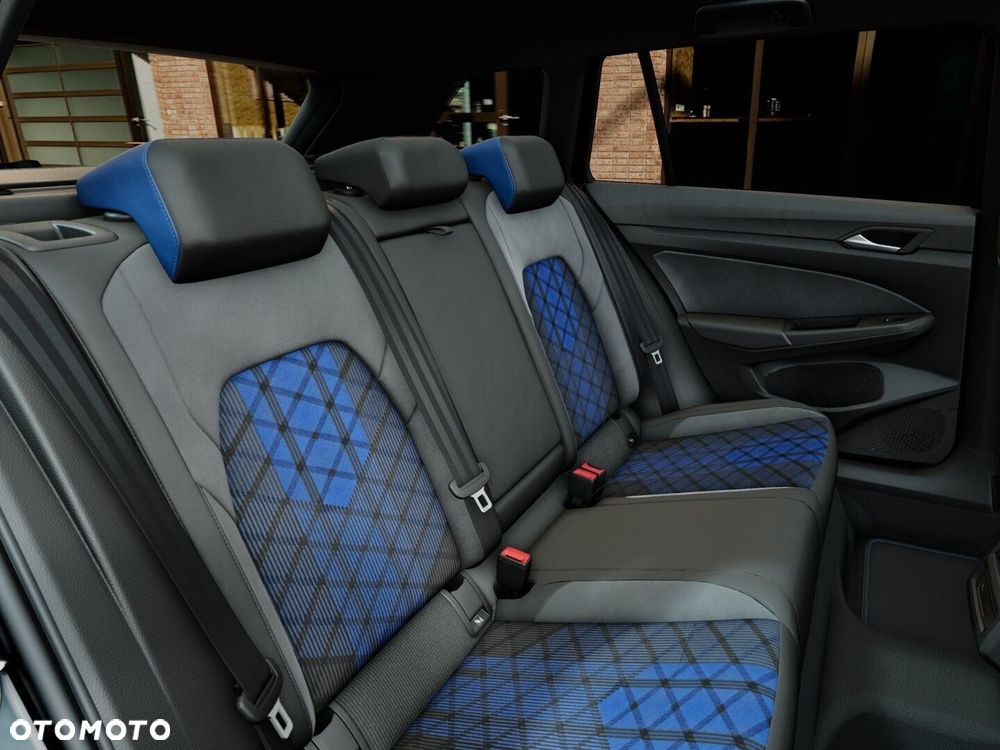 Volkswagen Golf - 12