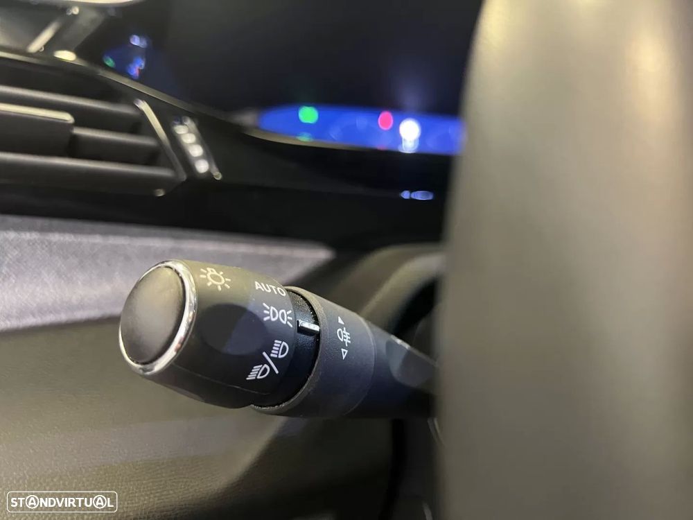 Peugeot 308 SW 1.5 BlueHDi Allure EAT8 - 42