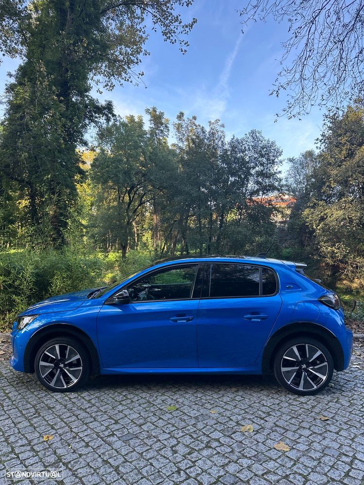 Peugeot e-208 GT - 6