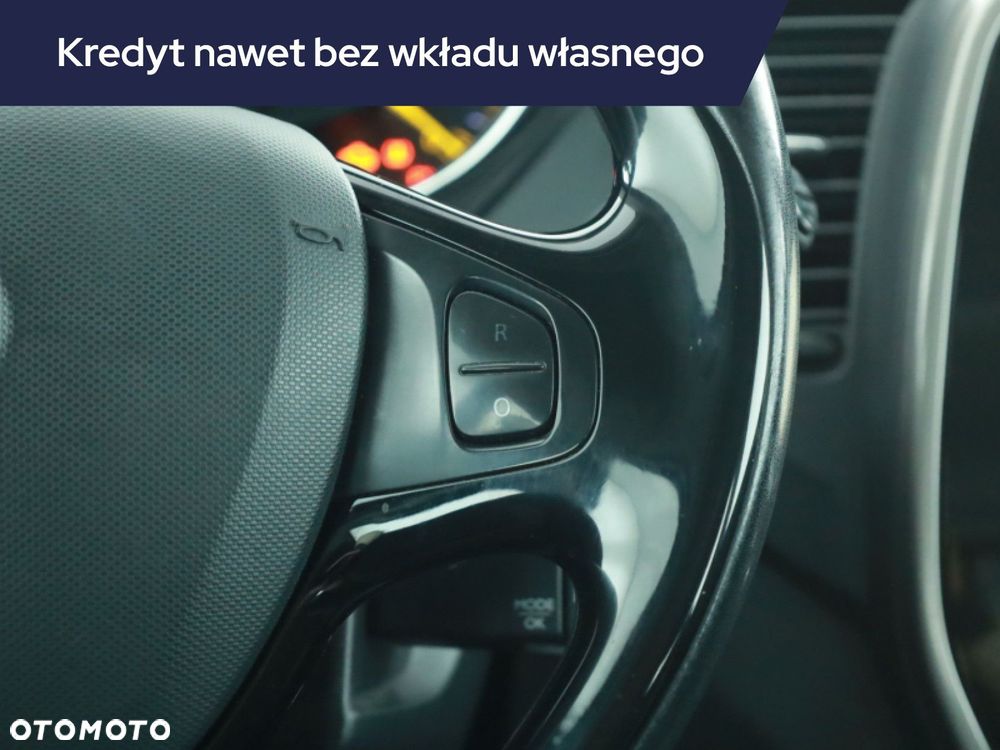 Renault Captur - 19