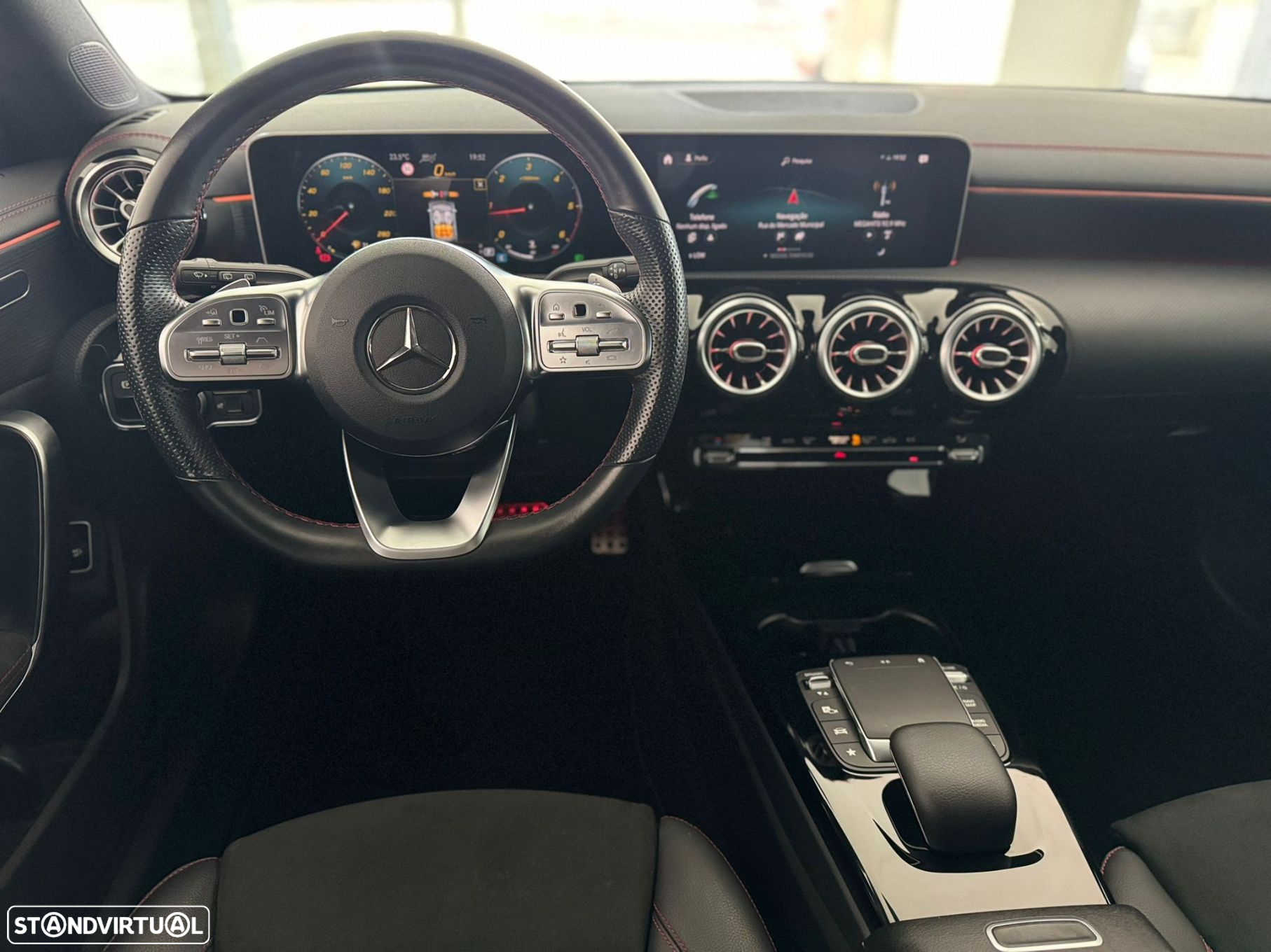 Mercedes-Benz CLA 220 - 12