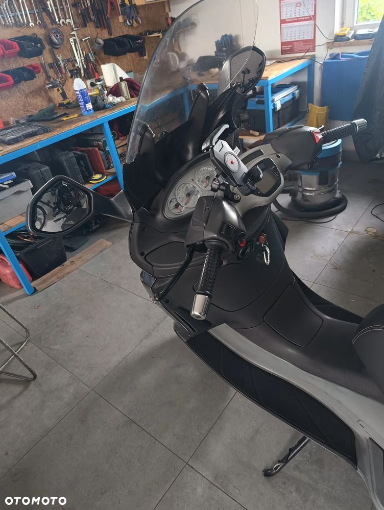Piaggio X9 - 9