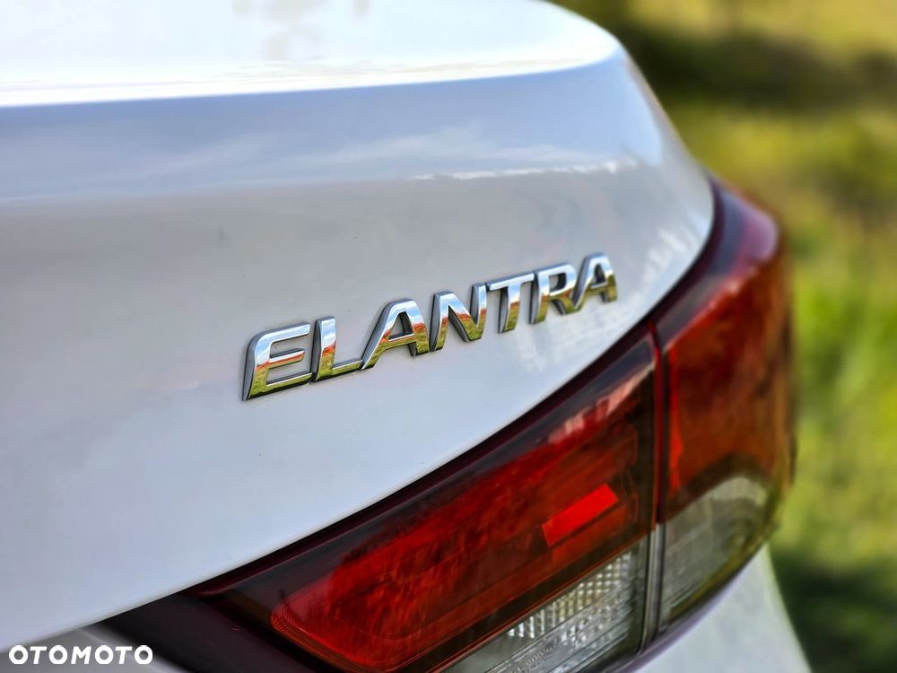 Hyundai Elantra 2014
