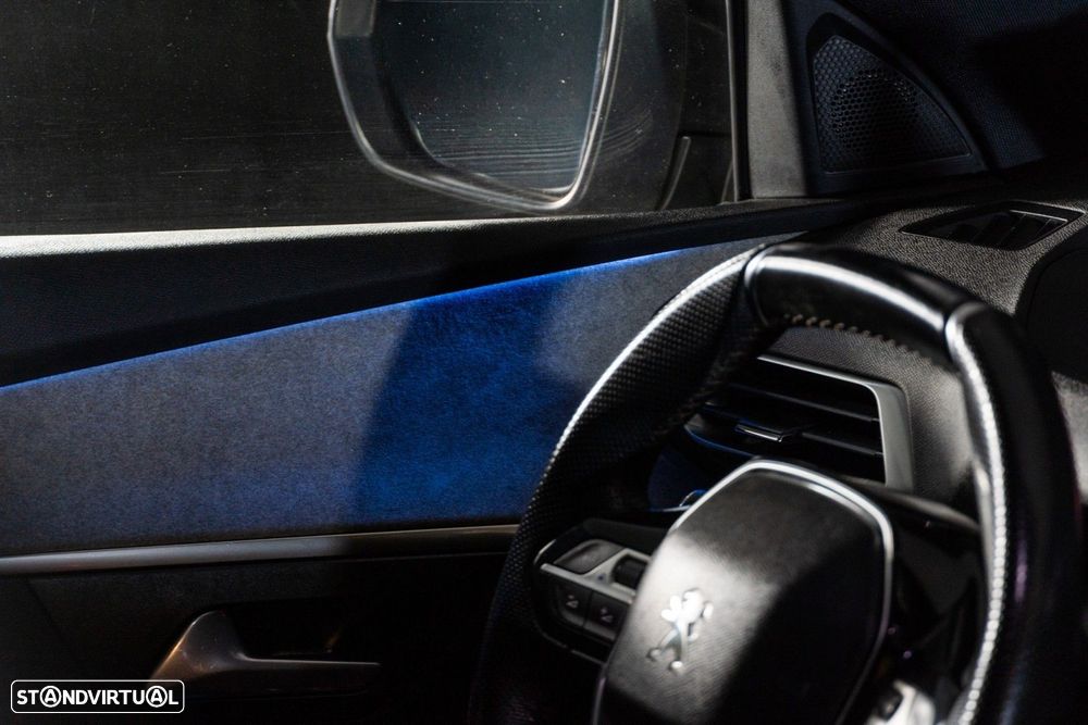 Peugeot 3008 1.5 BlueHDi GT - 18