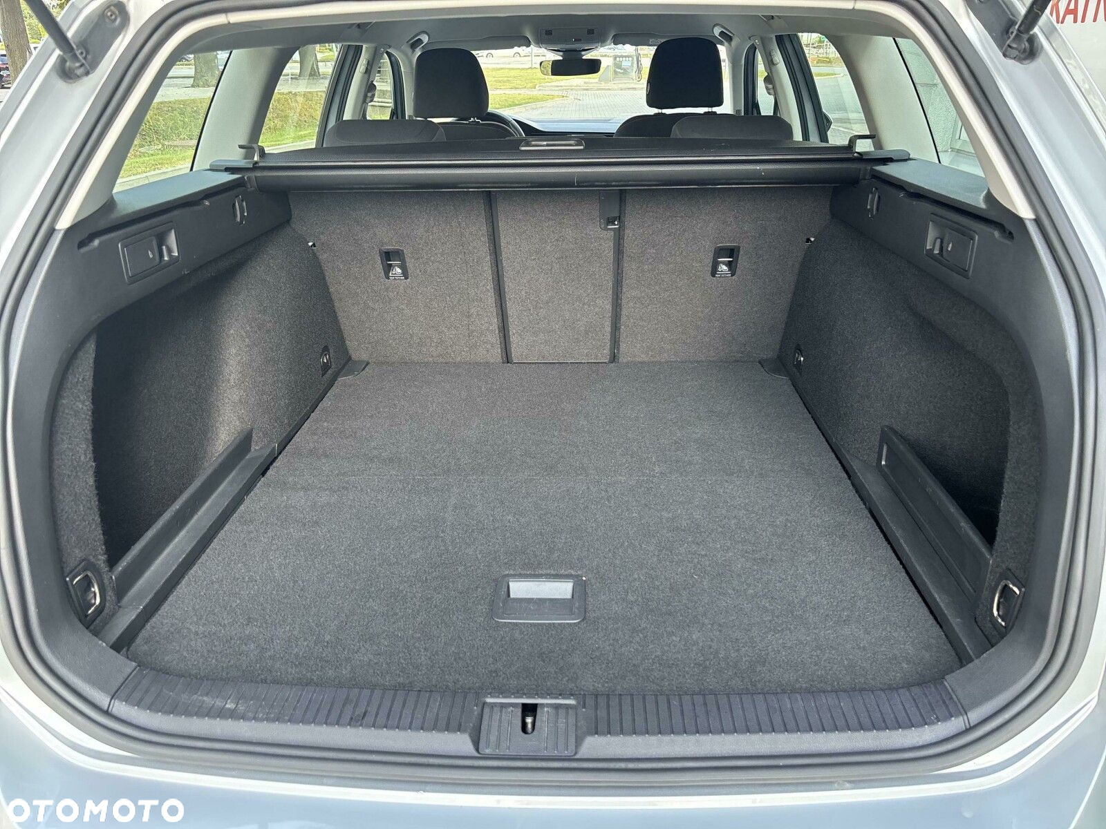 Volkswagen Passat 2.0 TDI EVO Business - 34