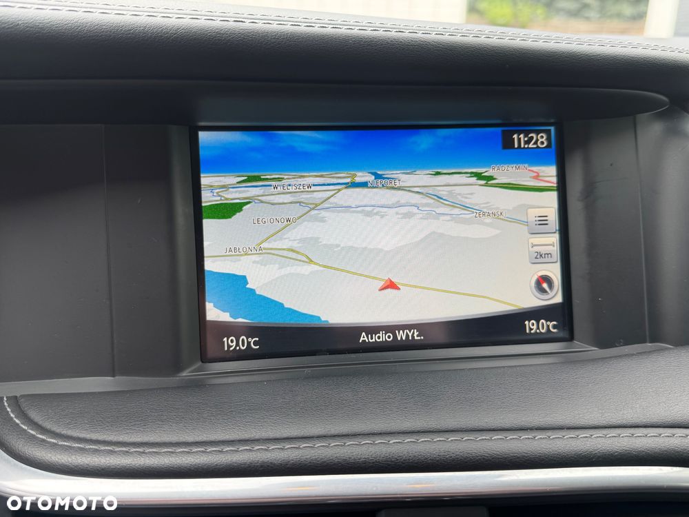 Infiniti Q30 2.2d DCT - 17