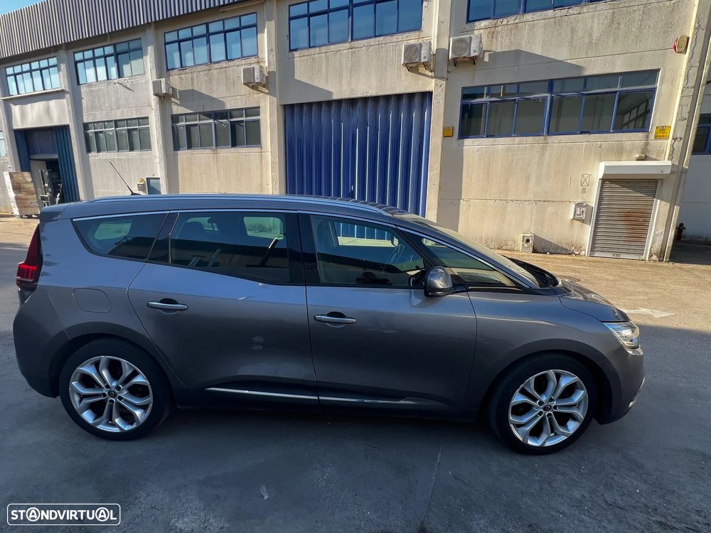 Renault Grand Scénic - 7