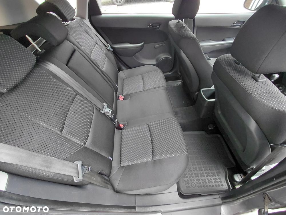 Hyundai i30 1.4 Base + - 19