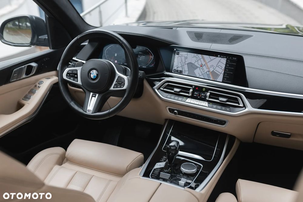 BMW X7 xDrive40i mHEV - 13