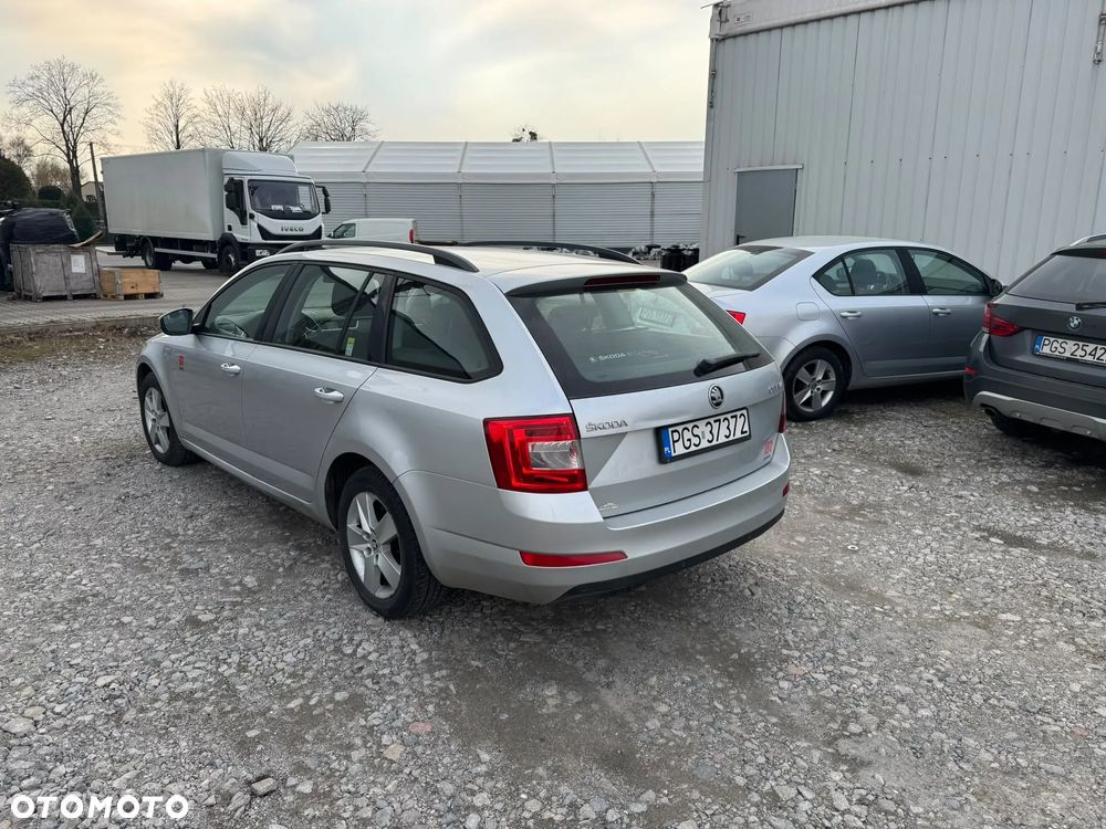 Skoda Octavia - 4