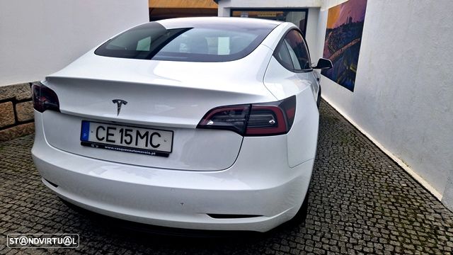 Tesla Model 3 Standard Range Plus RWD - 4