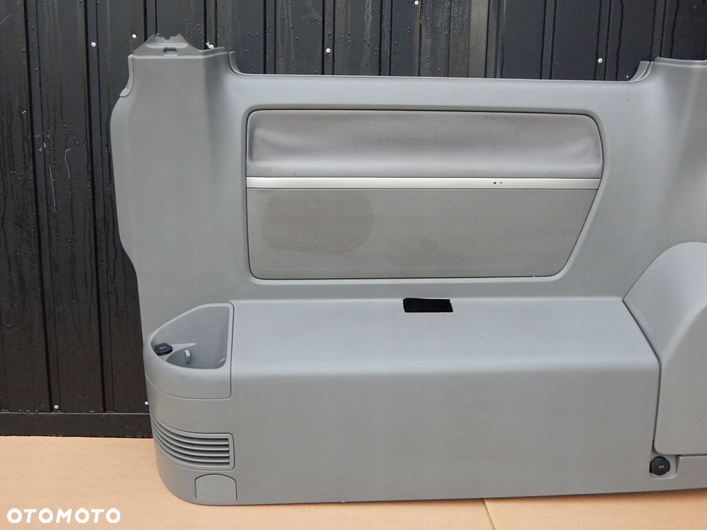 vw t5 lift california boczek tapicerka prawa tył - 3