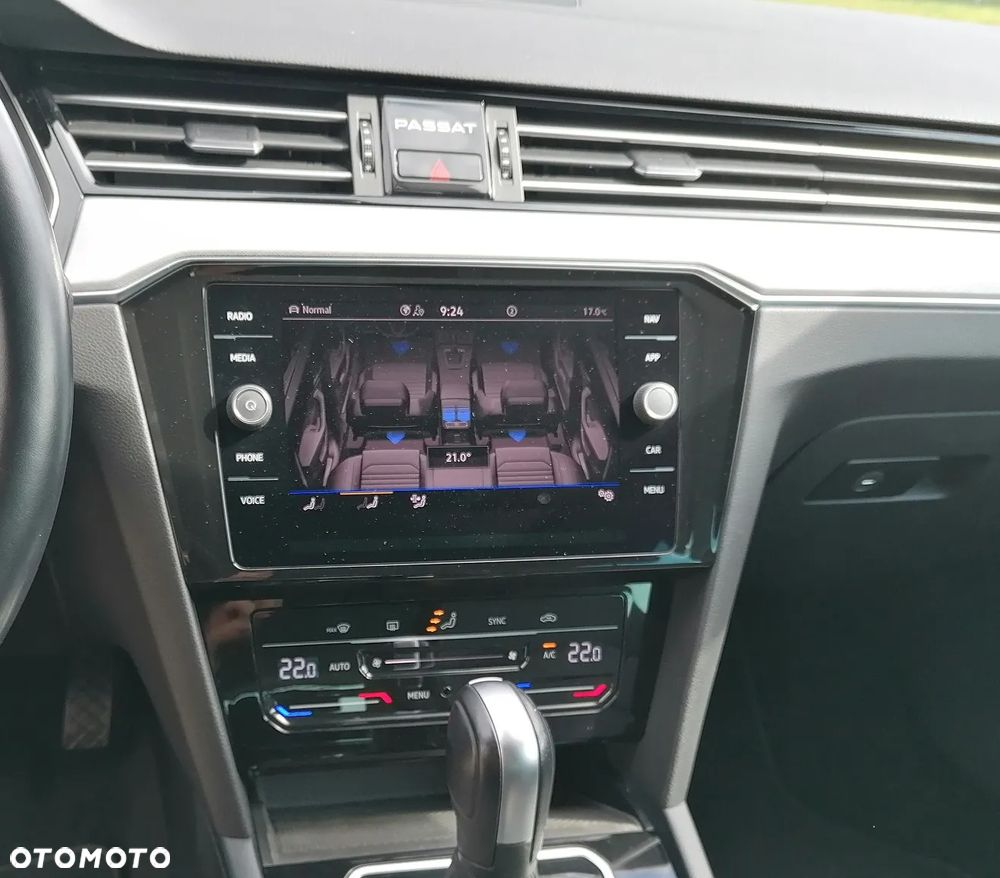 Volkswagen Passat 2.0 TDI EVO Elegance DSG - 17