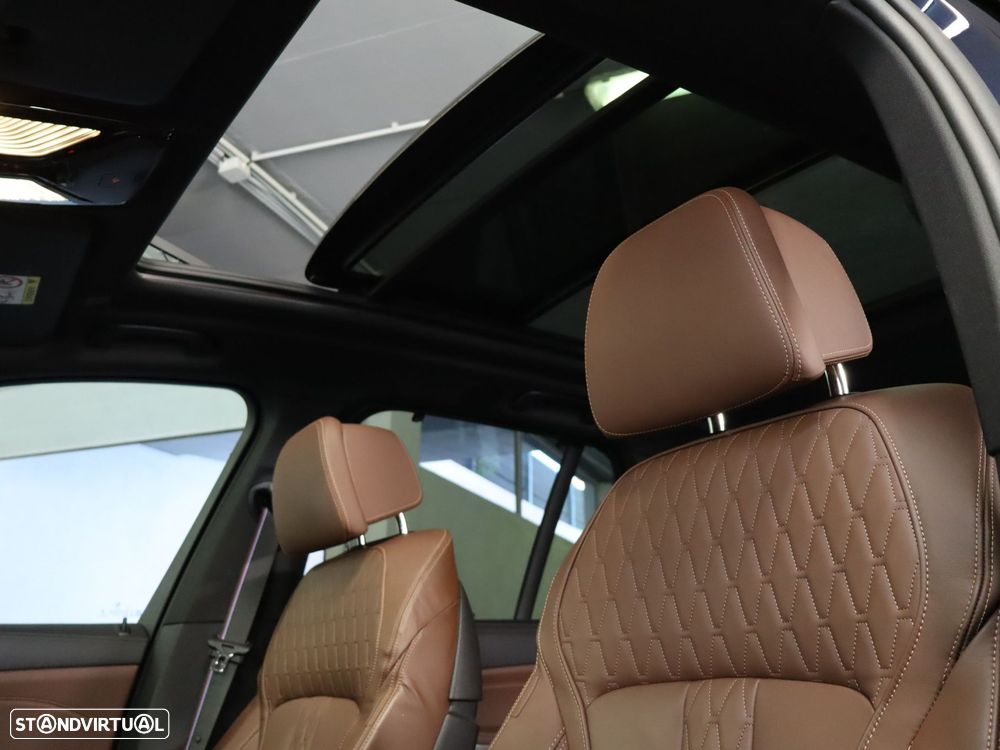 BMW X5 50 e xDrive Pack M Desportivo Pro - 28