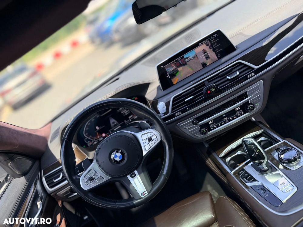 BMW Seria 7 740d xDrive - 12