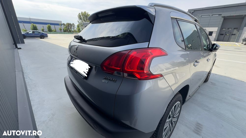 Peugeot 2008 - 4