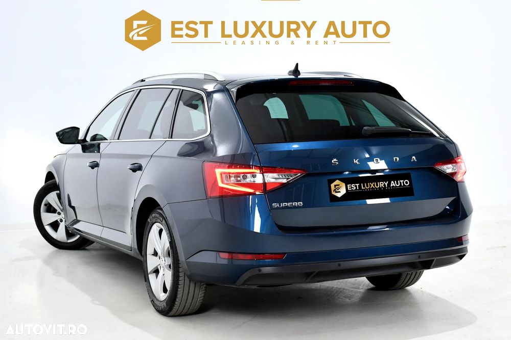 Skoda Superb 2.0 TDI DSG SportLine - 9