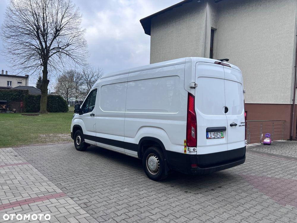 Maxus Deliver 9 - 7