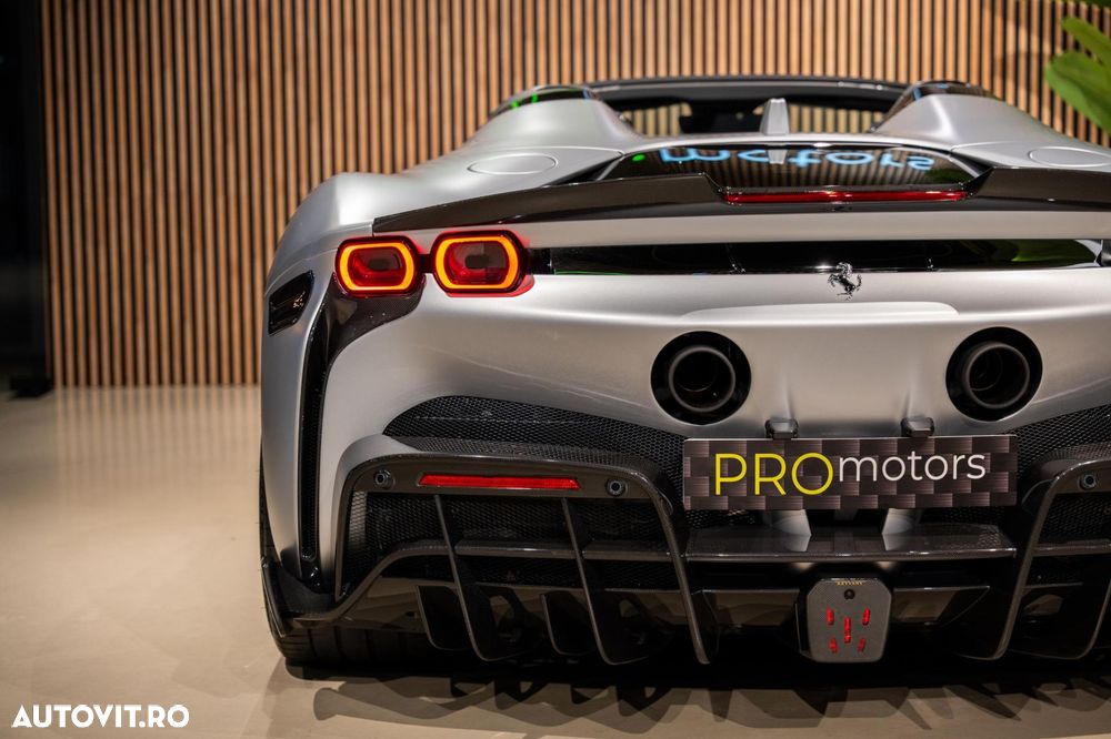 Ferrari SF90 Stradale - 31