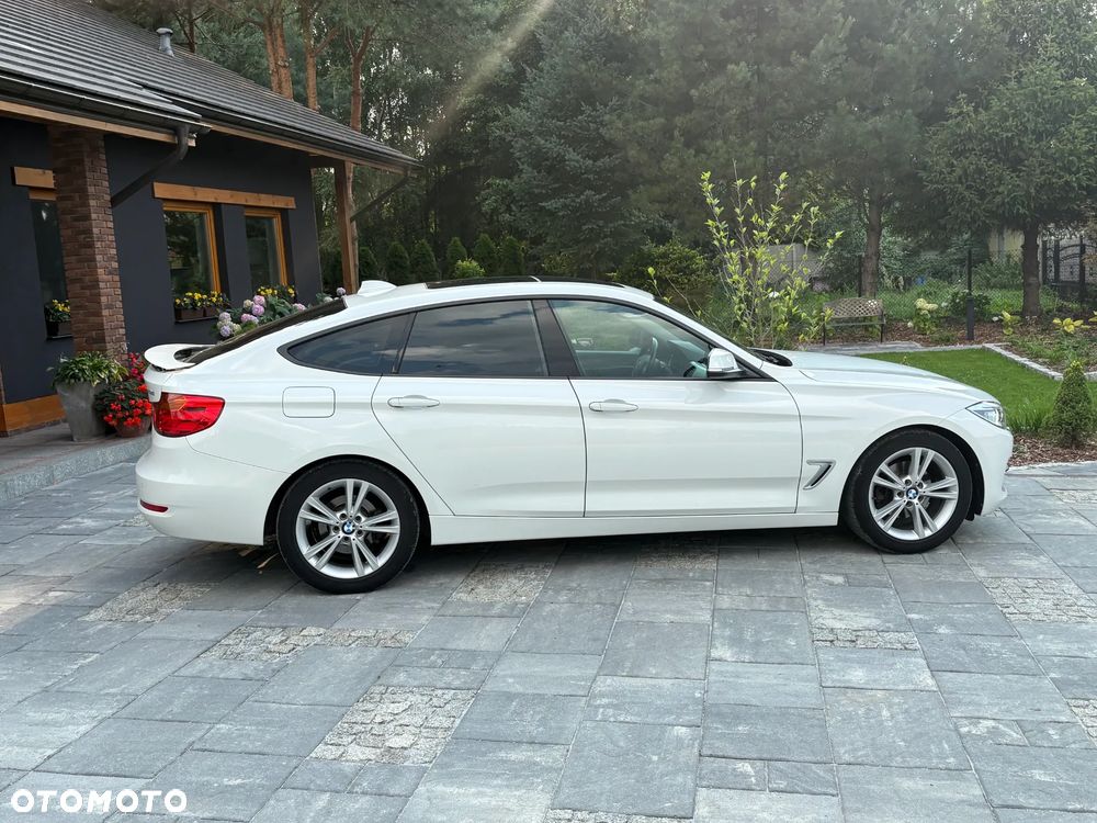 BMW 3GT 320d Sport-Aut Luxury Line - 6