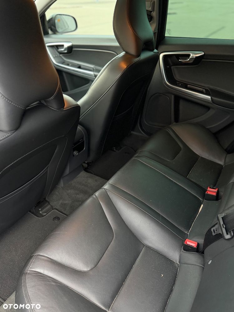 Volvo S60 T5 Drive-E R-Design Kinetic - 23