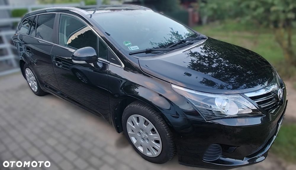 Toyota Avensis 1.6 Sol - 3