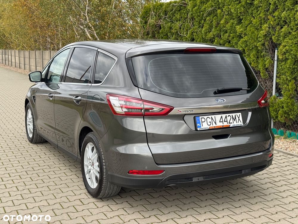 Ford S-Max 2.0 TDCi Titanium PowerShift - 12