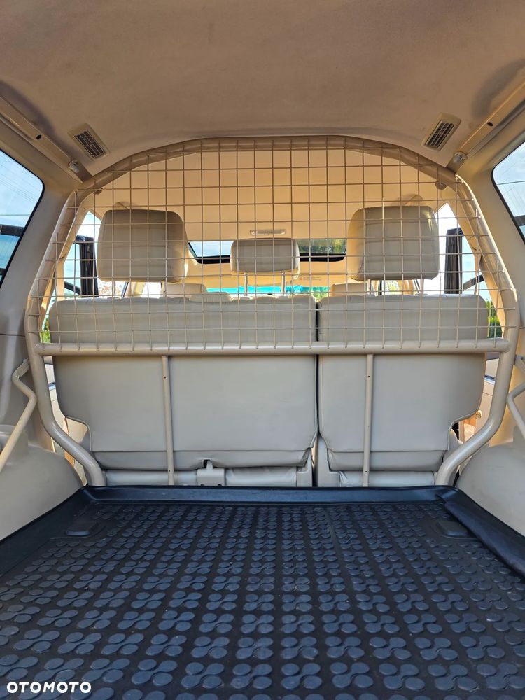 Toyota Land Cruiser - 21