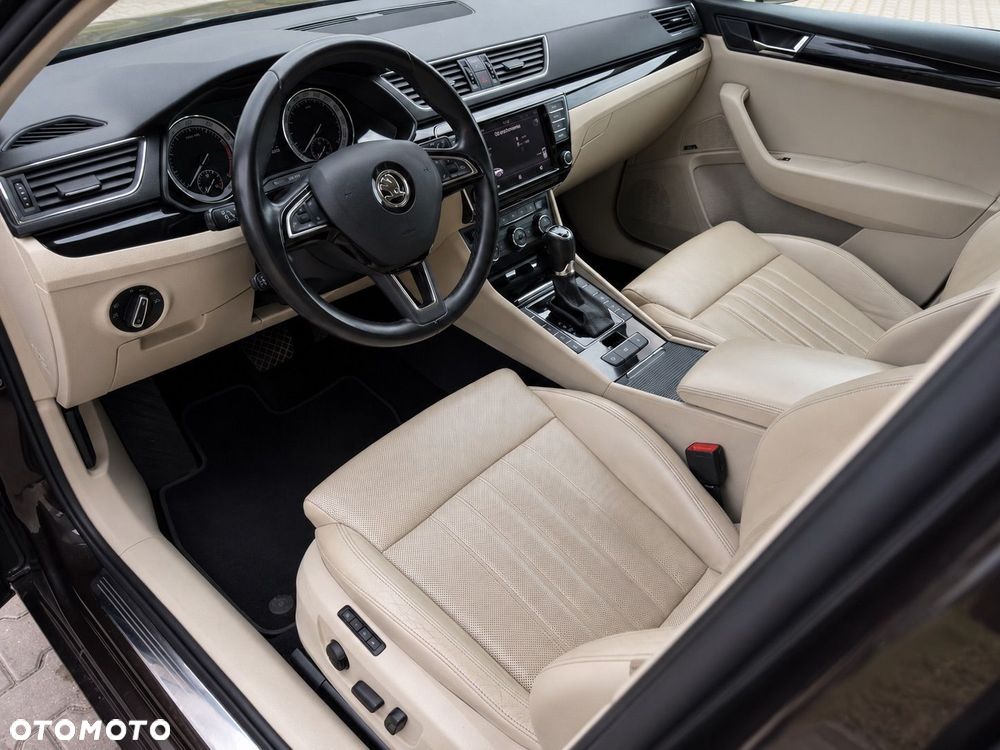 Skoda Superb 2.0 TSI 4x4 L&K DSG - 22