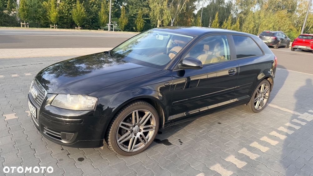 Audi A3 3-drzwiowe 1.9 TDI DPF S tronic Ambiente - 1