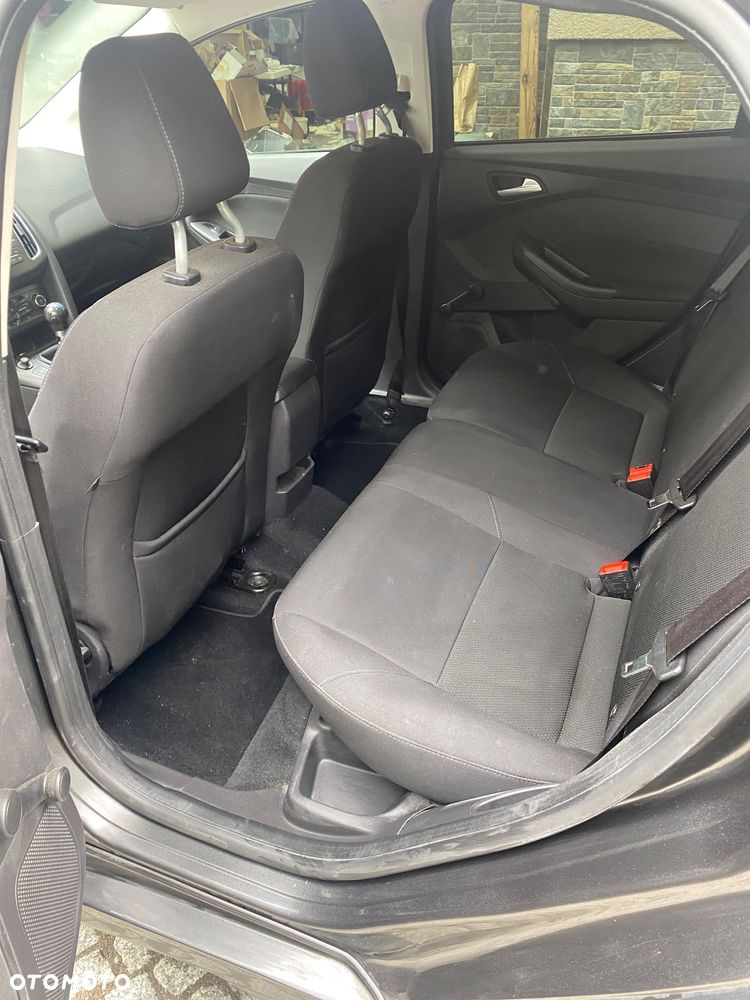 Ford Focus - 25