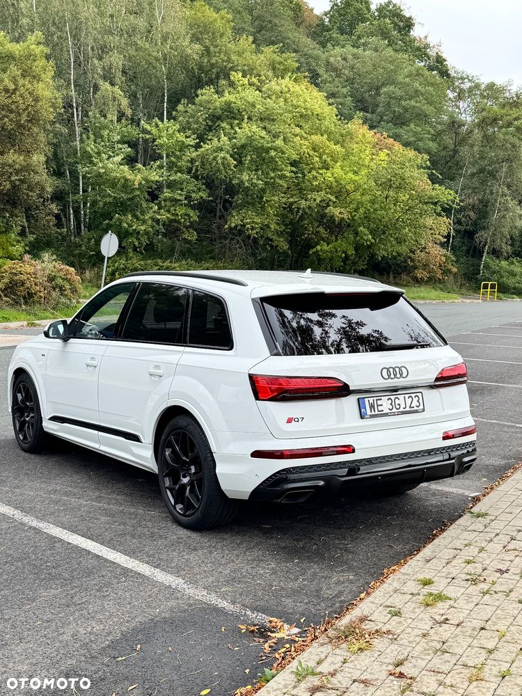Audi Q7 - 36