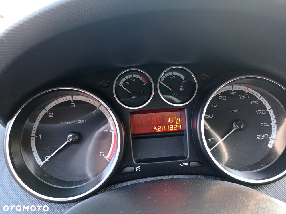 Peugeot 308 e-HDi FAP 115 Stop&Start Access - 8