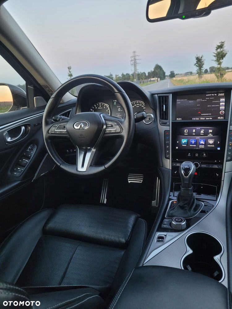 Infiniti Q50 2.0t Sport Tech EU6 - 13