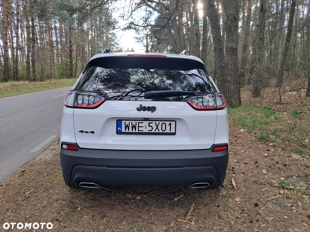 Jeep Cherokee - 9