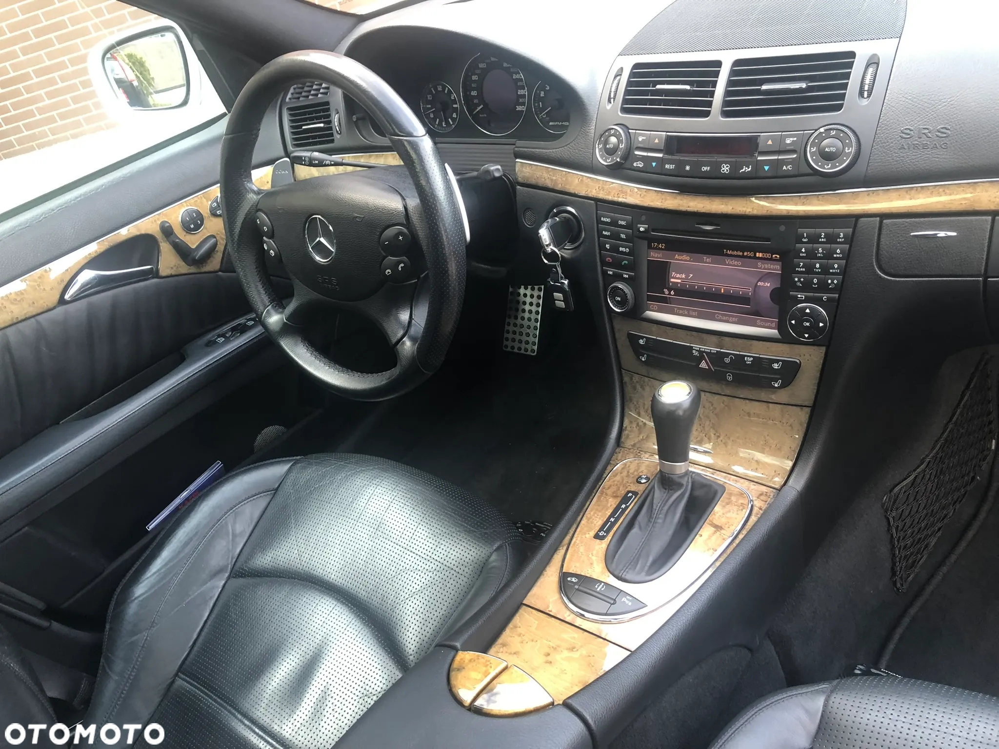 Mercedes-Benz Klasa E 63 AMG 7G-TRONIC - 6