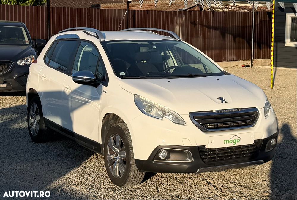Peugeot 2008 1.2 PureTech Turbo Allure - 9