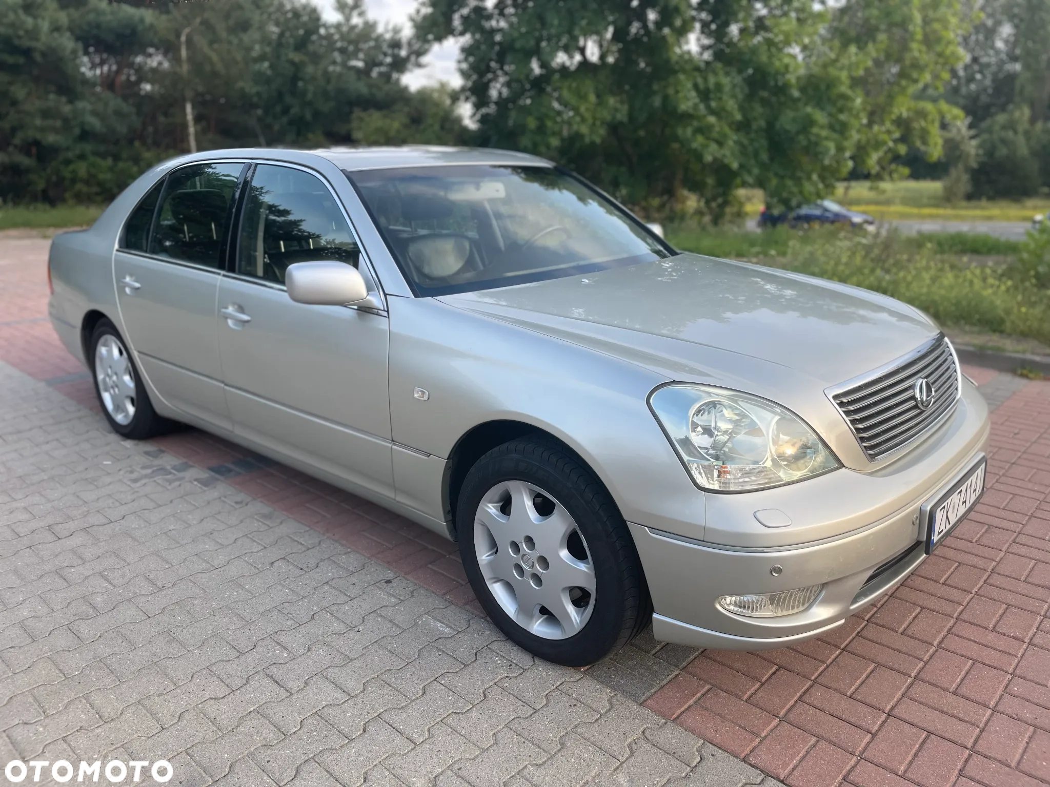 Lexus LS - 2