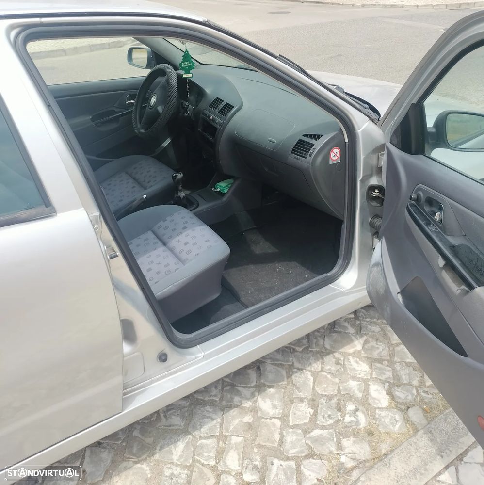 SEAT Ibiza - 2
