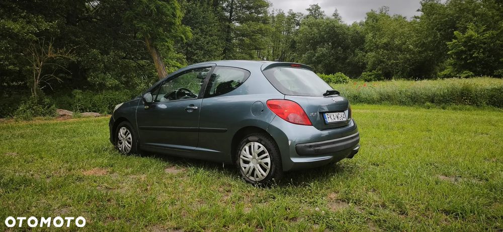 Peugeot 207 90 HDi FAP (Blue Lion) Filou - 2