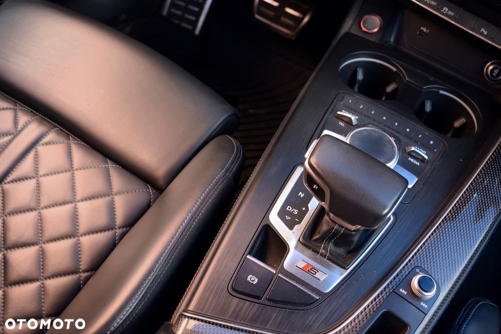 Audi S4 Limousine - 28