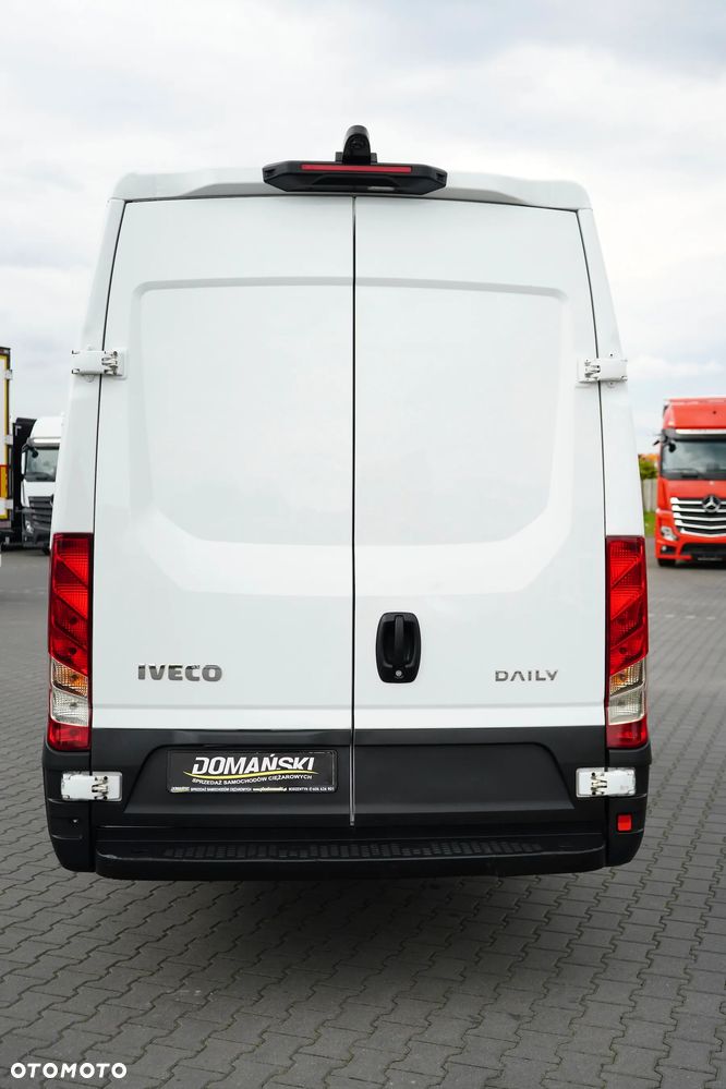 Iveco DAILY / 35S14 / 2,3 MultiJet / MAXI / 136 KM / MAŁY PRZEBIEG - 31