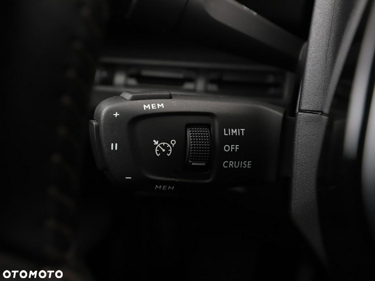 Peugeot 3008 PureTech 130 Stop & Start GPF Active Pack - 34