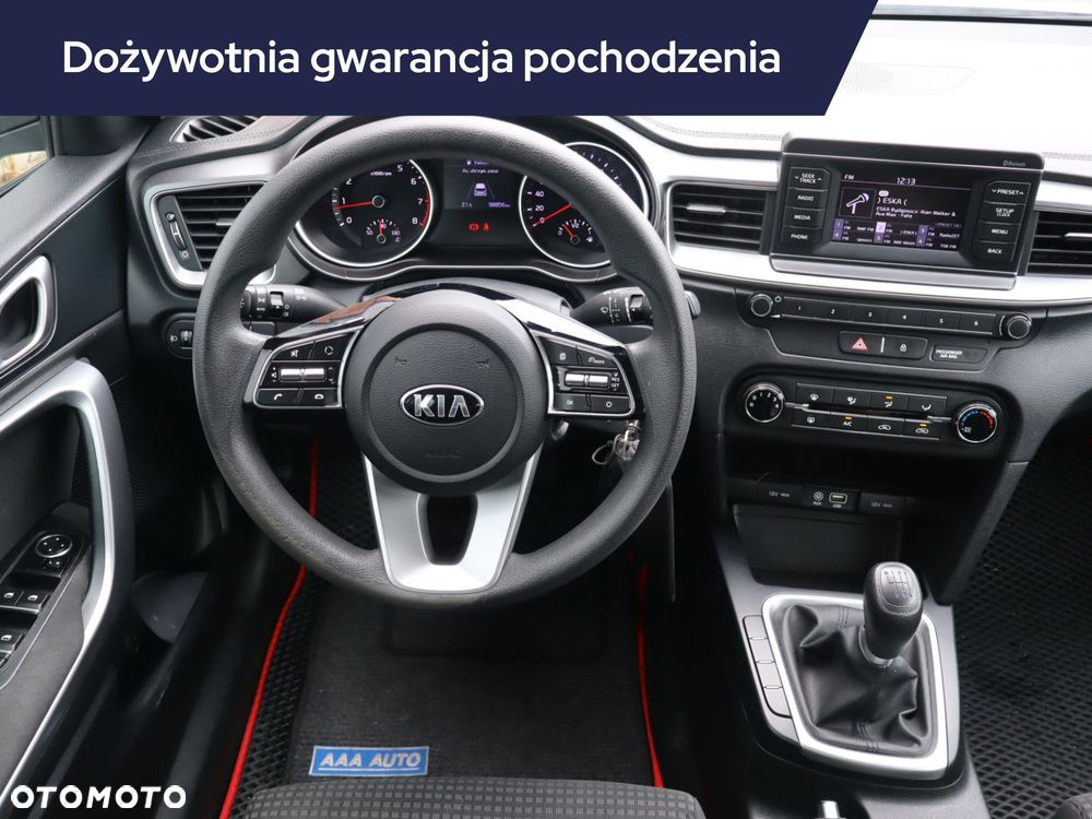 Kia Ceed - 9