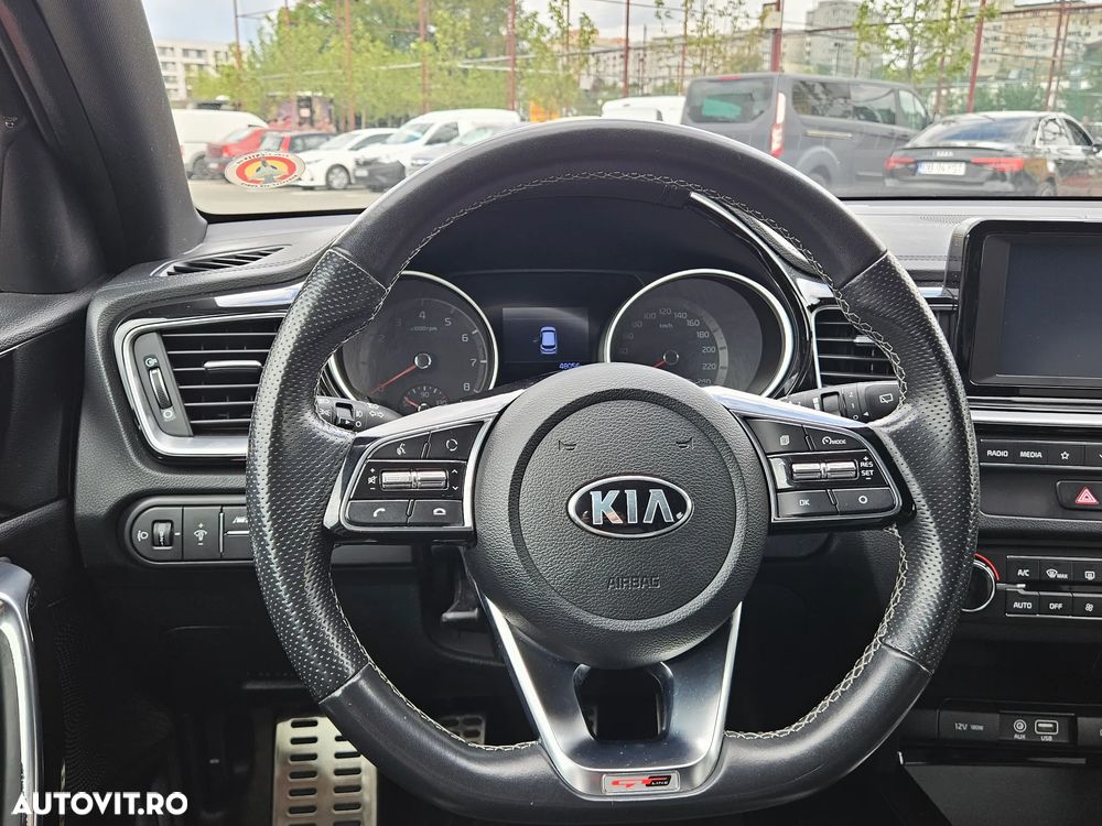 Kia Ceed 1.4 T-GDI GT Line - 12